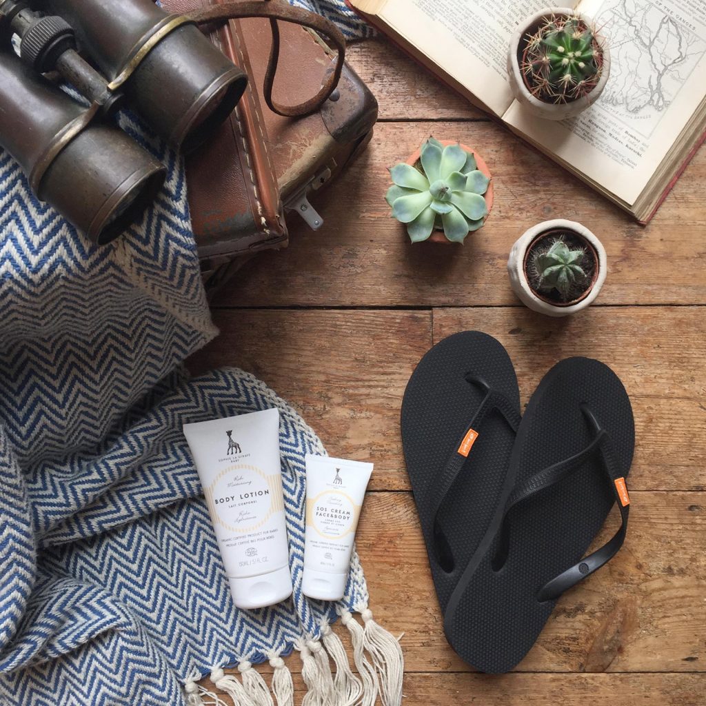 WIN---organic-skincare-and-Olli-Flip-Flop-with-logo