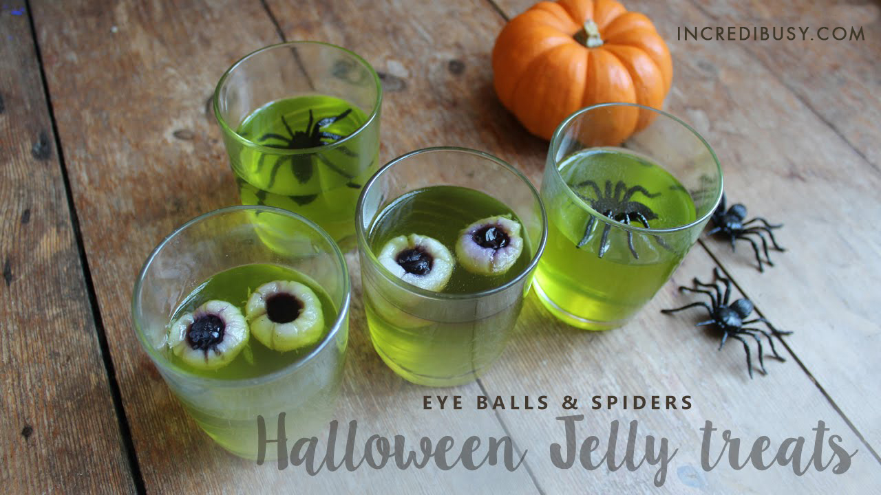 Halloween-Jelly-Eyeballs-and-Spiders